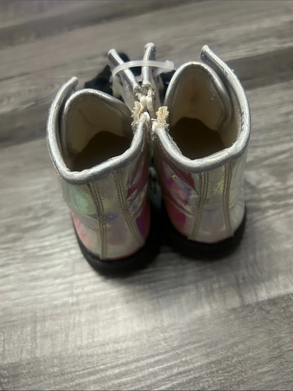 The Children's Place Iridescent Holographic Lace-Up Boots - Pink/Blue/Yellow